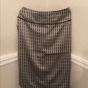 BANANA REPUBLIC Silk Midi Skirt